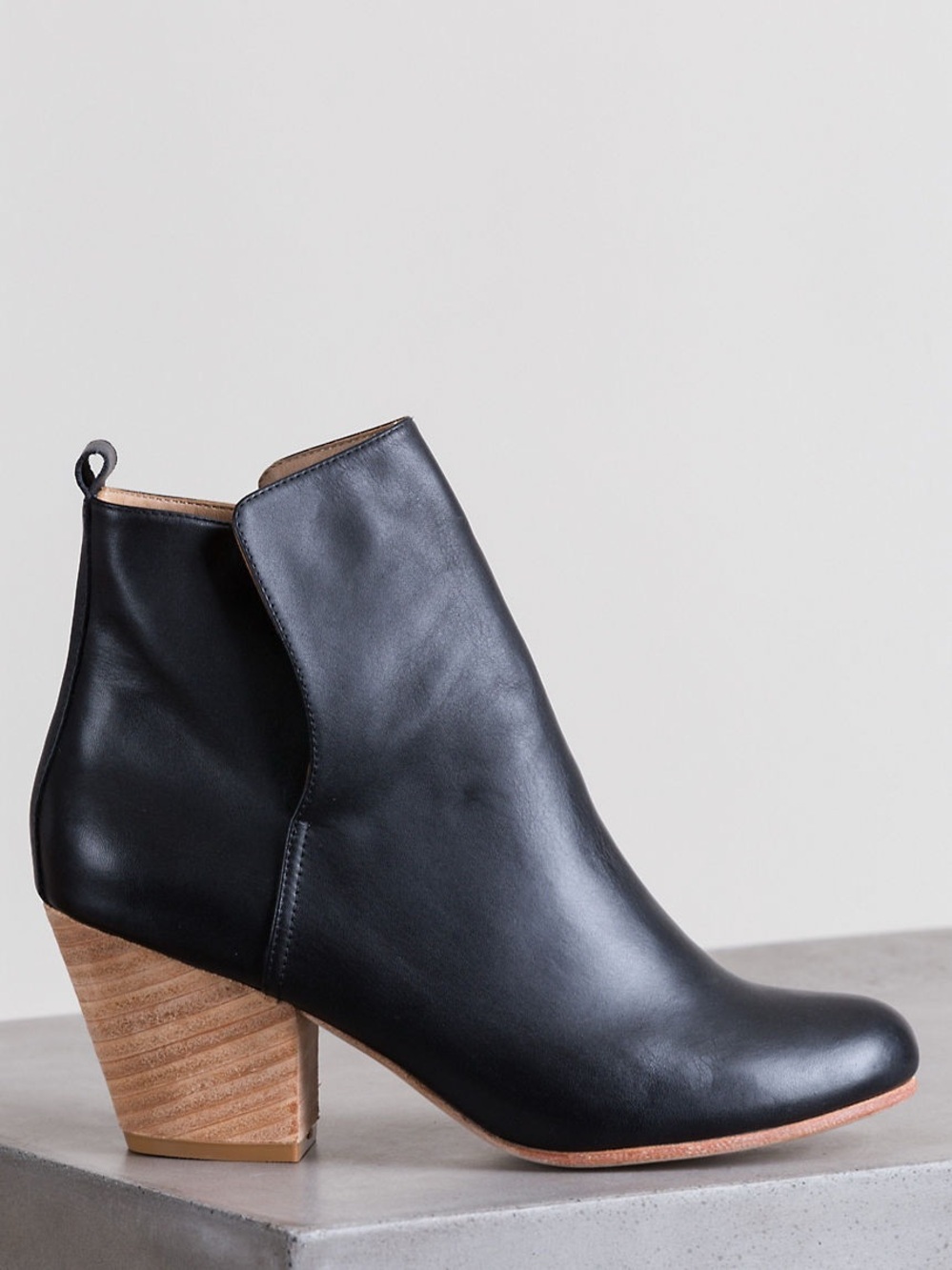 {Fortress of Inca} EU37 Black Ani Leather Ankle Boots
